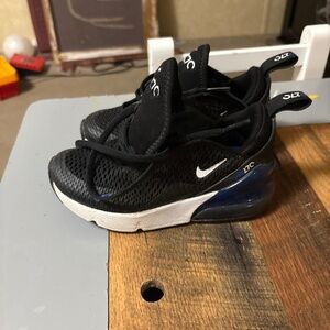 Nike air max 270 size 10.5c